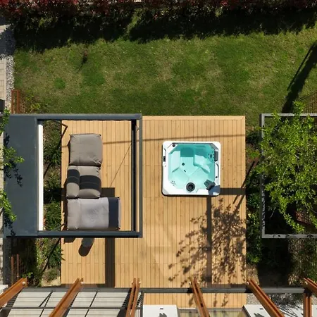 Terra Moro - Split By Guide