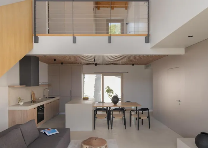 Terra Moro - Split By Guide Willa *