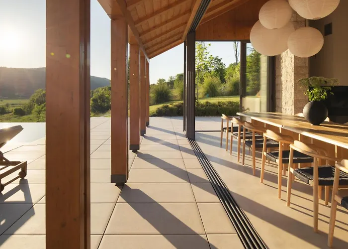 Terra Moro - Split By Guide Willa *